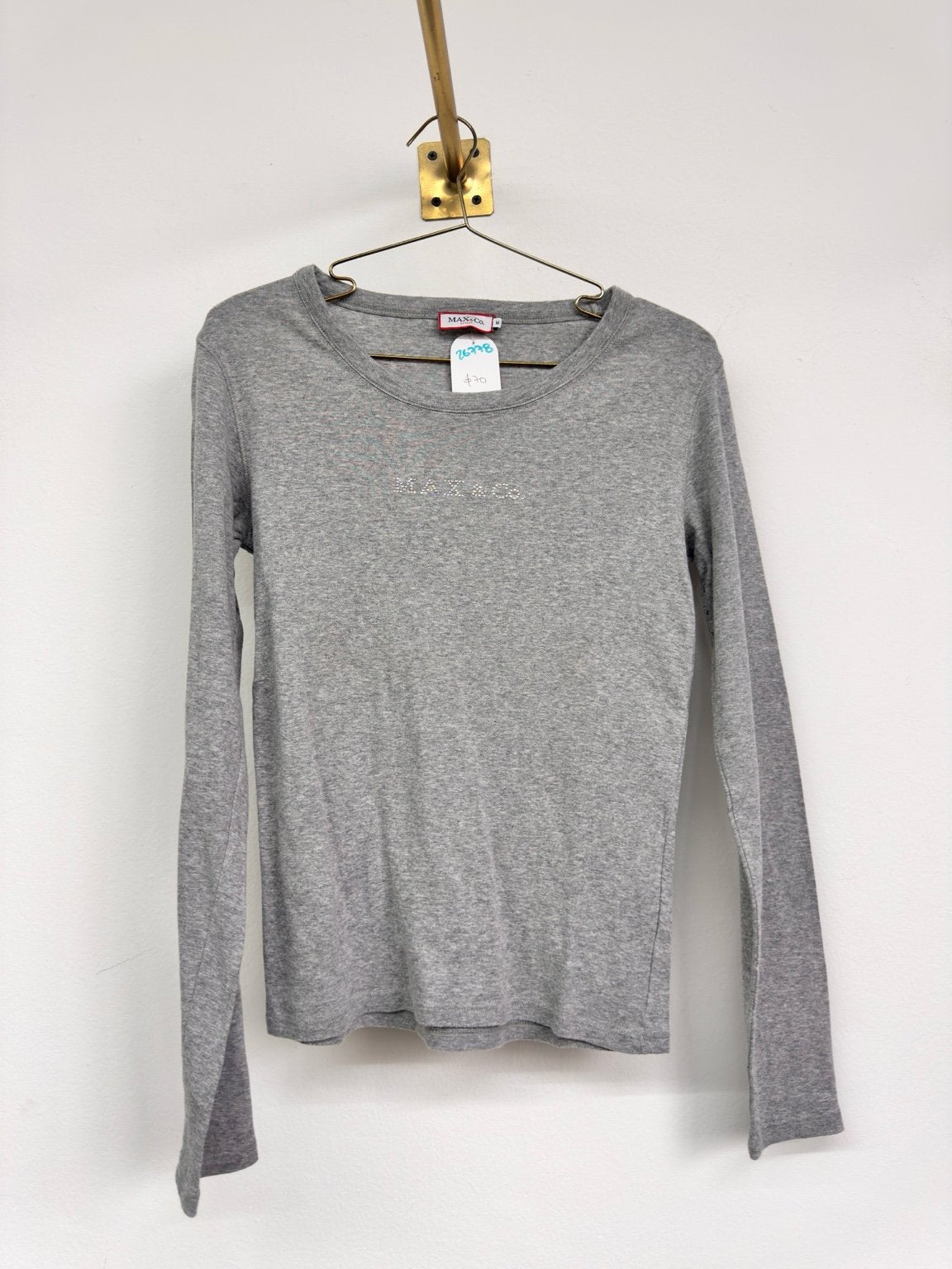 Camiseta gris manga larga