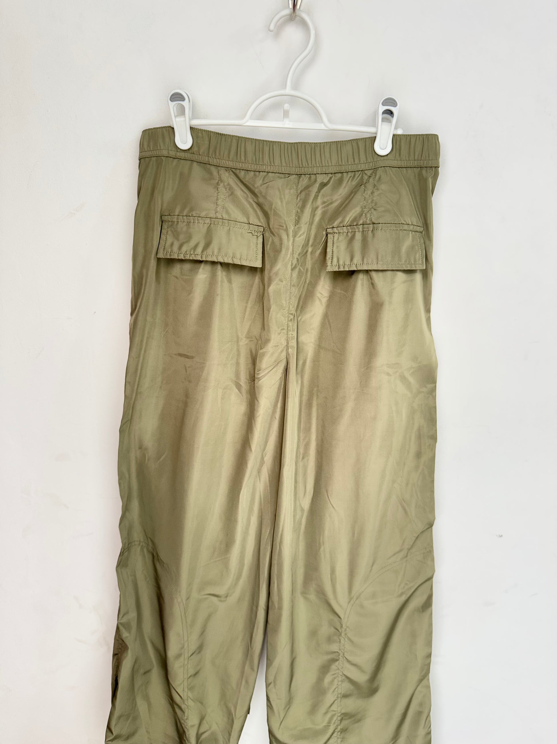 Pantalón cargo verde