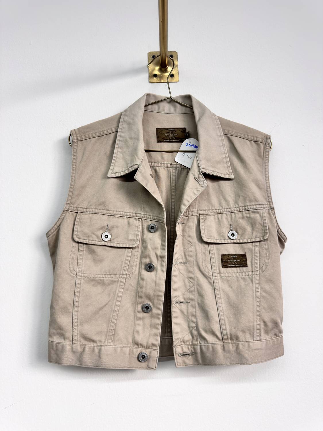 Chaleco beige Calvin Klein 