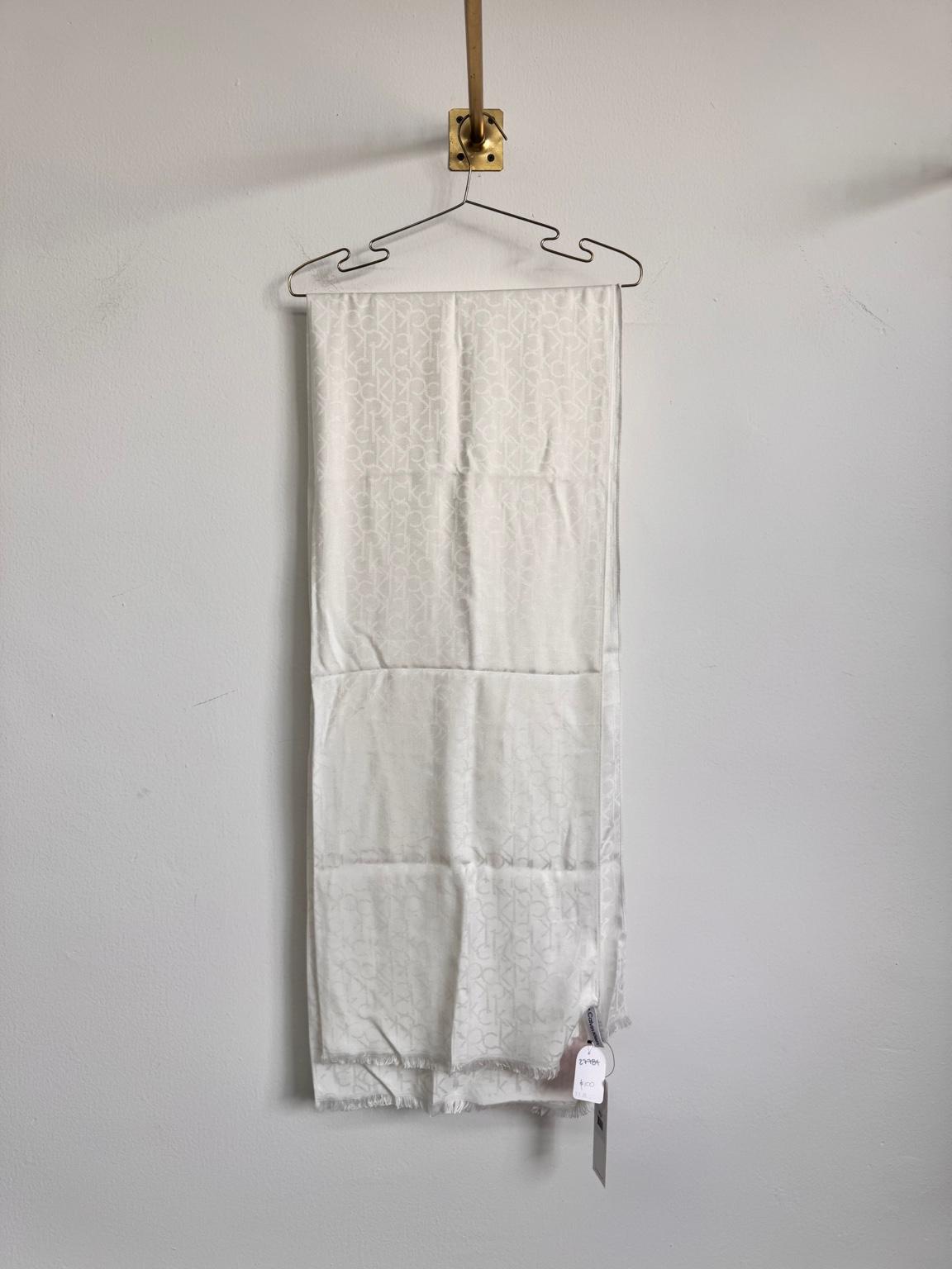 Bufanda blanca Calvin Klein NUEVA