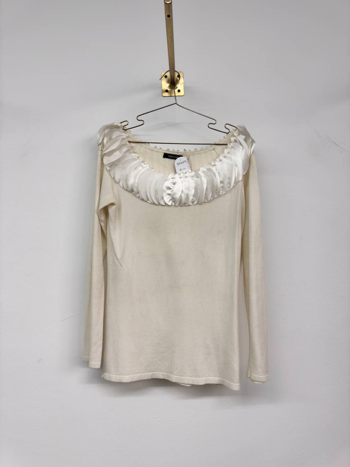 Blusa cuello plisado satinado