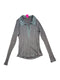 Blusa gris a rayas