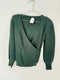 Suéter cruzado verde