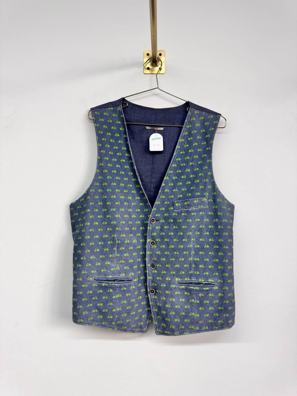 Chaleco estampado en denim