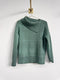 Suéter cuello asimétrico verde