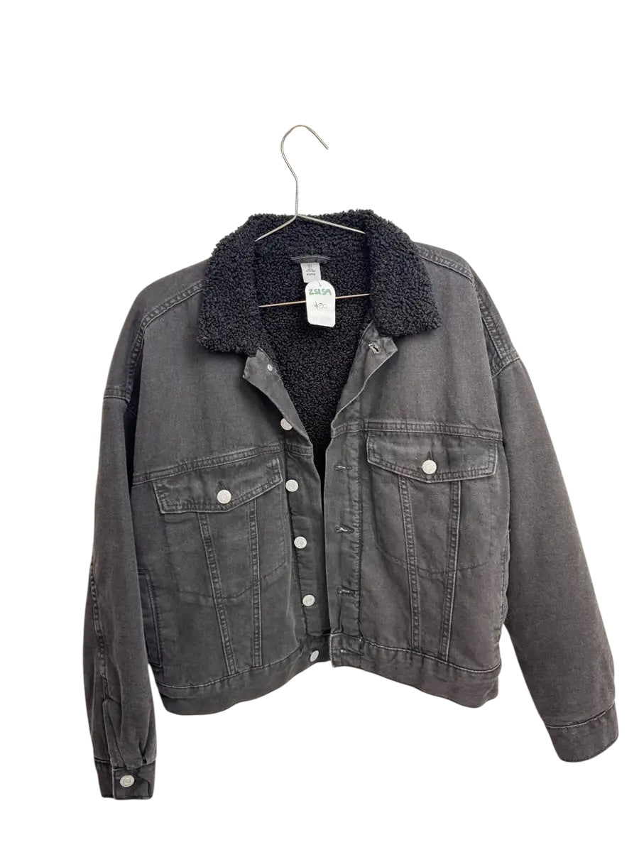 Chaqueta mezclilla gris con borrego