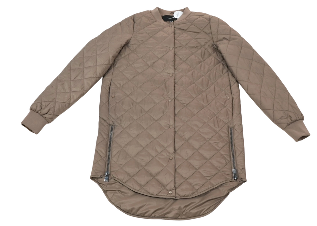 Chaqueta acolchada larga en tono beige