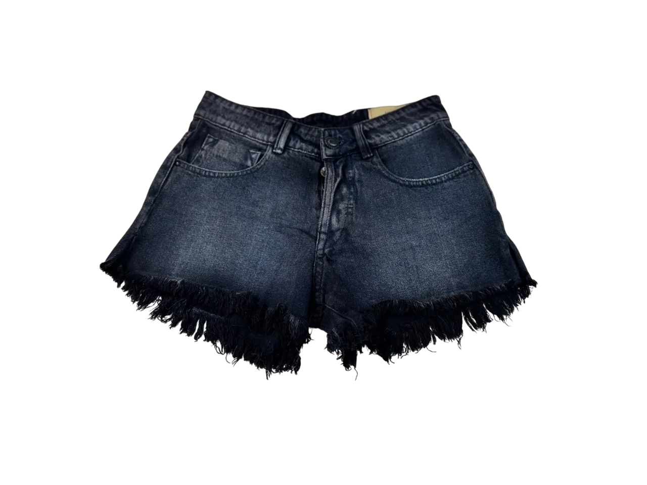 Short de mezclilla negro con bota deshilachada