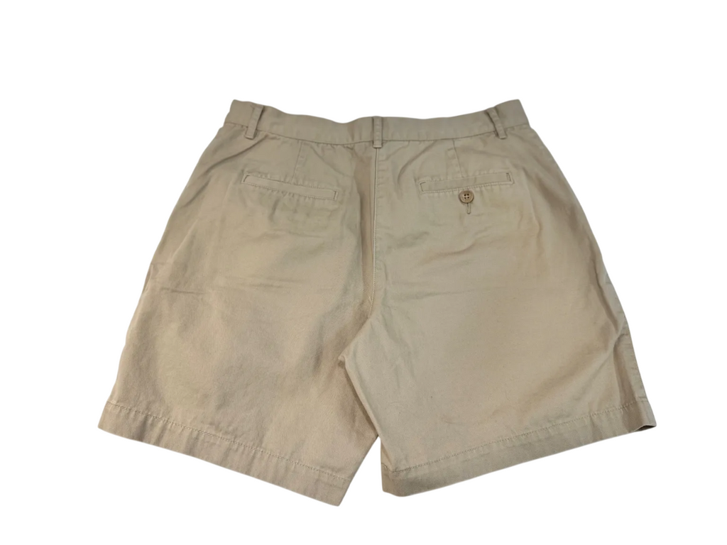 Short beige clásico