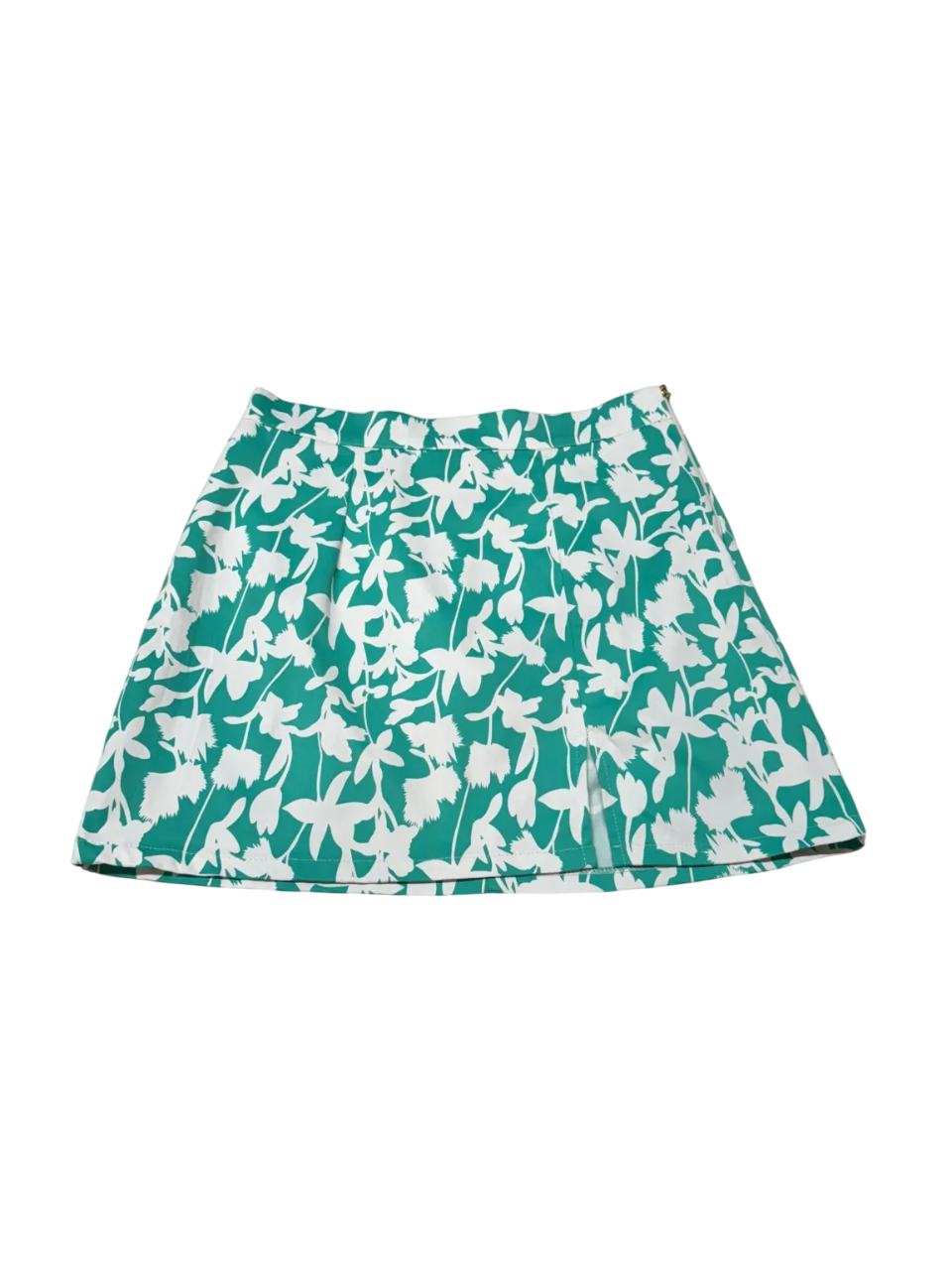 Falda corta verde con estampado floral blanco
